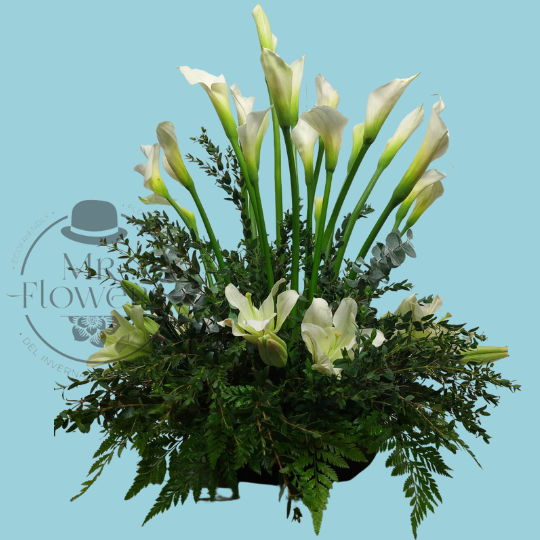 Arreglo floral con 20 alcatraces y lilis